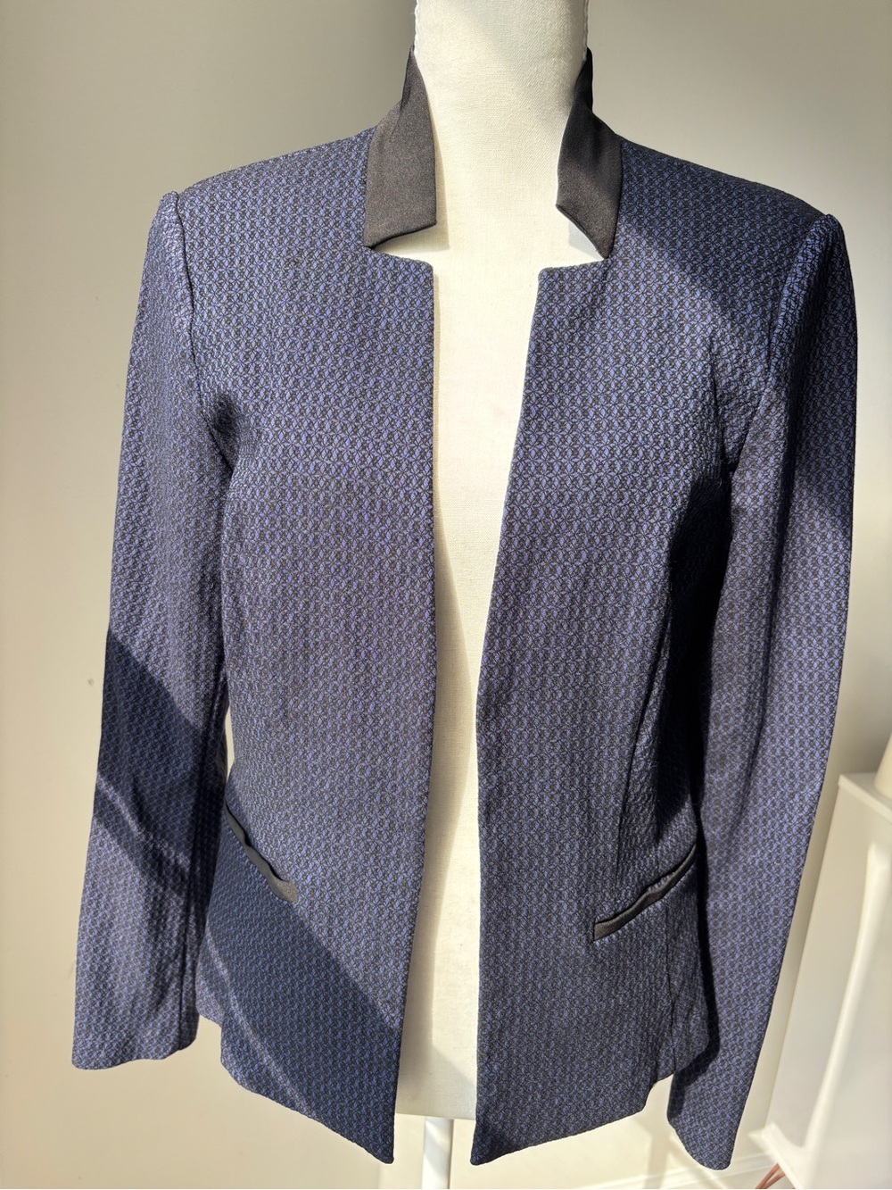 White House Black Market Navy Textured Open-Front Blazer with Black Trim